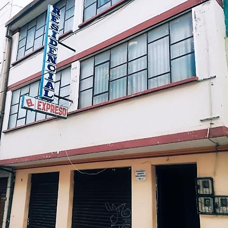 Residencial El Expreso Hotel Oruro Bagian luar foto