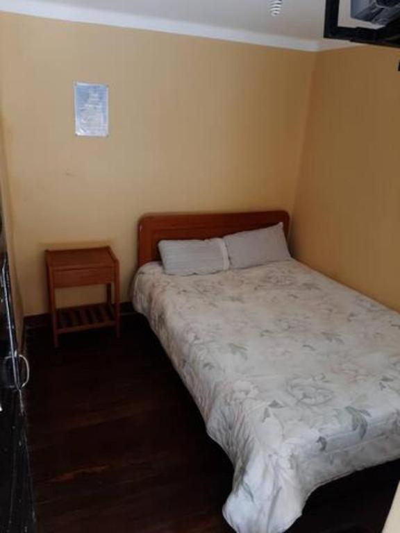 Residencial El Expreso Hotel Oruro Bagian luar foto