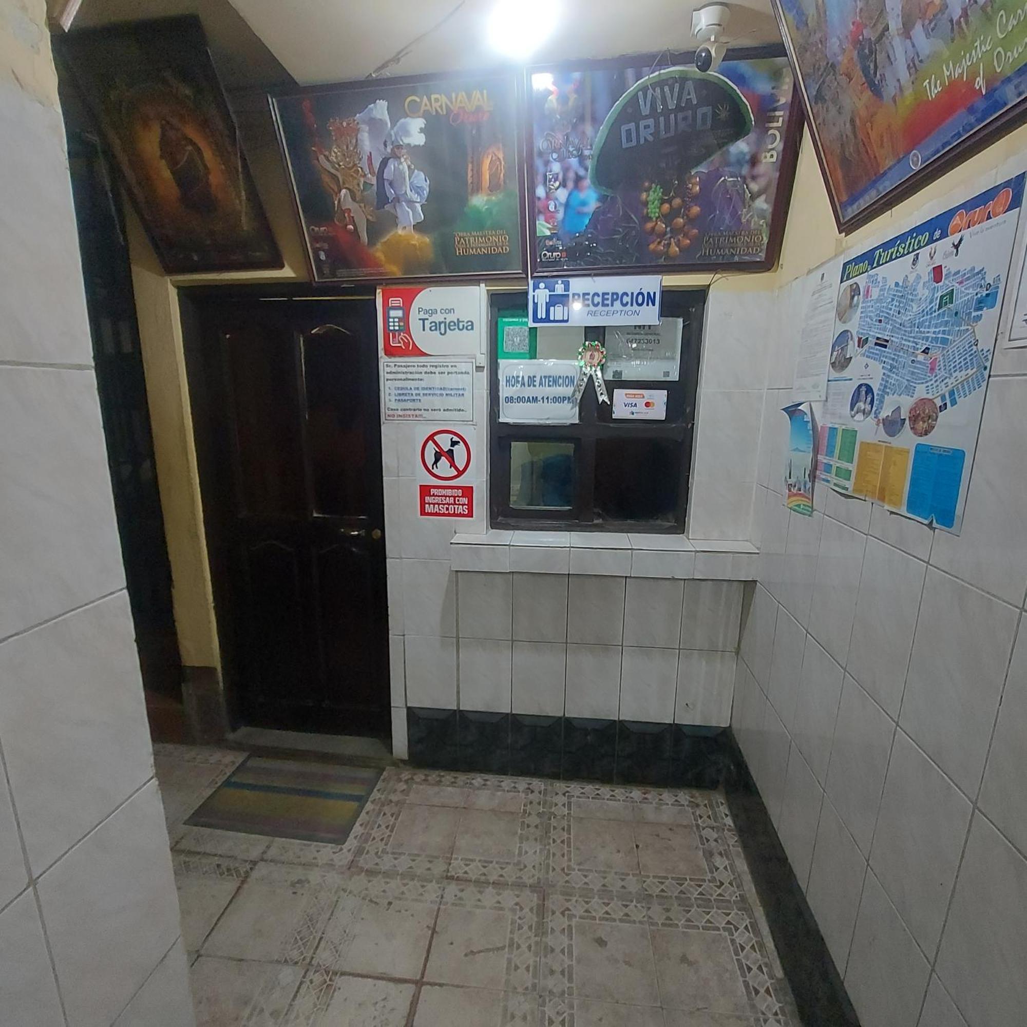 Residencial El Expreso Hotel Oruro Bagian luar foto